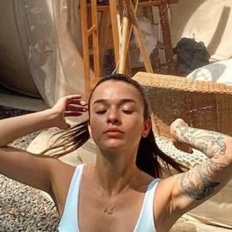 lesbiennes strapon onlyfans gratuit exclusif galerie