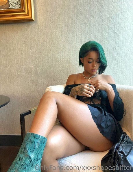 xxxshapeshifter xxx étoile collection