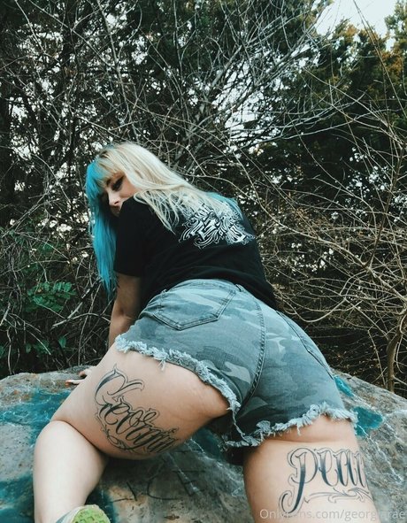 georgiarae actrice pornographique galerie