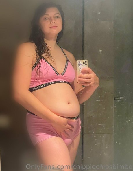 chippiechipsbimbo star du porno parfaite image