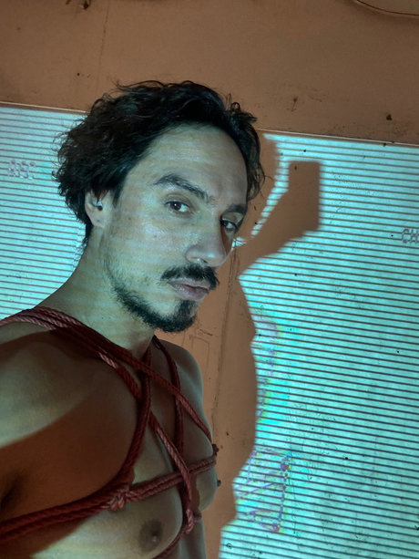 Santino Fausto modèle meilleur galeries