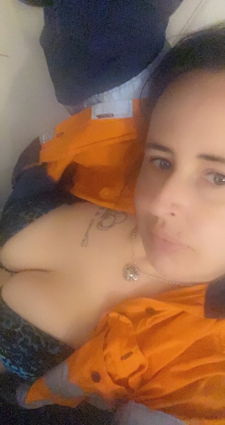 Sairbear modèle artistique galeries