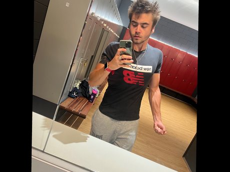 rory van dooren étoile gratuite img