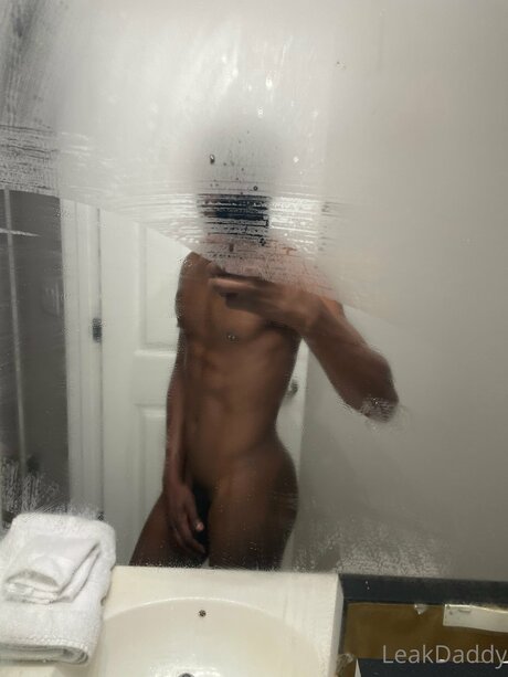papa asiatique onlyfans nus hd photo