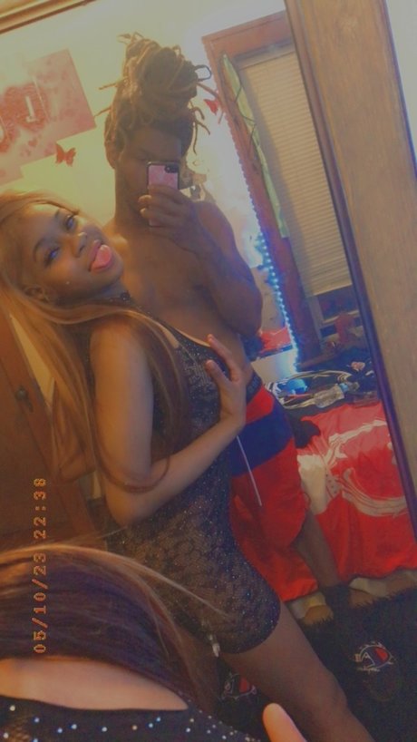 savage r3dd étoile érotique image