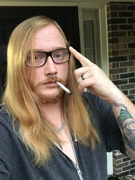 THICCSMITH nus de stars du porno img