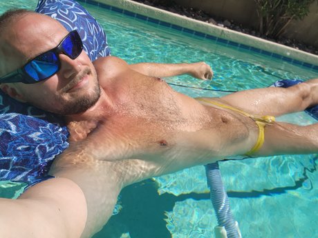 YourCodeMan star du porno adulte photo