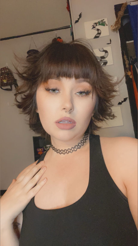 Kattz_ actrice nue galerie