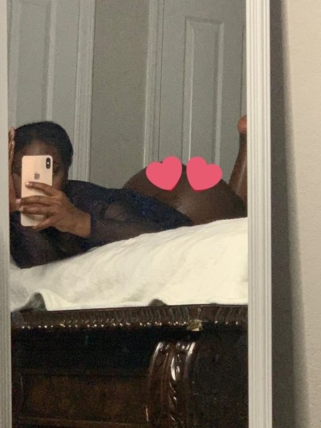 Nalia St belle star du porno photos