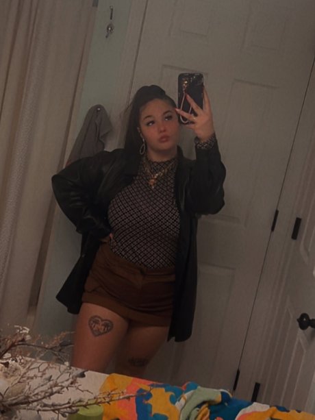 XJaeneX modèle pornographique photo