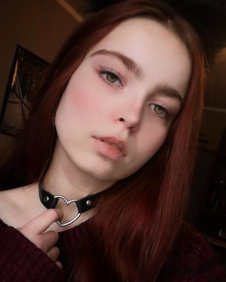 YoursMoni modèle hd galerie