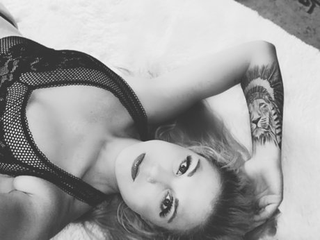 Outlaw Cowgirl modèle sexy collection