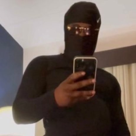 Hot Coco modèle érotique img