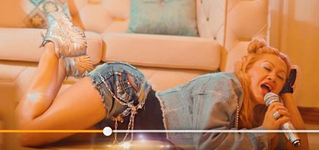 La Chica Fuego Jeanneth actrice artistique des photos