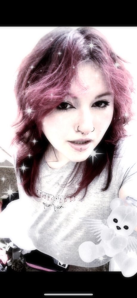 Faryn Fae star du porno de haute qualité archive