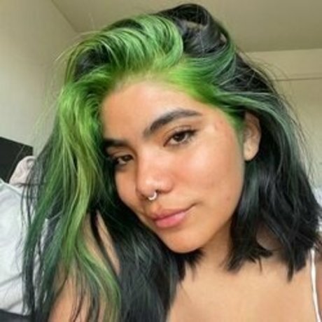 Xio modèle magnifique image