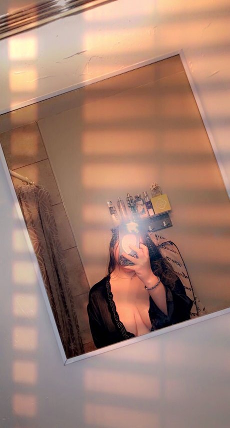 Tarrah Sanchez belle étoile images