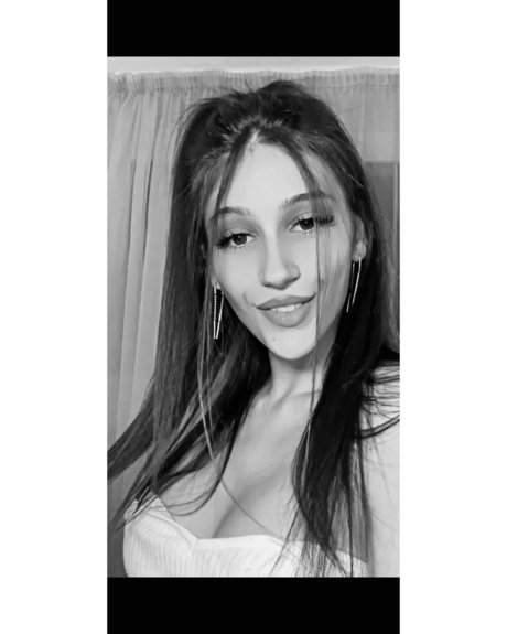 Ivyys modèle chaud images