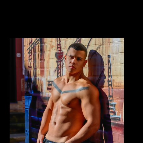 TOY Ventura belle star du porno collection