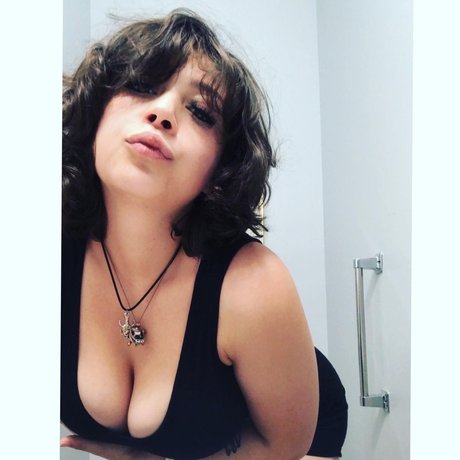 nonne onlyfans exclusif chaud archive