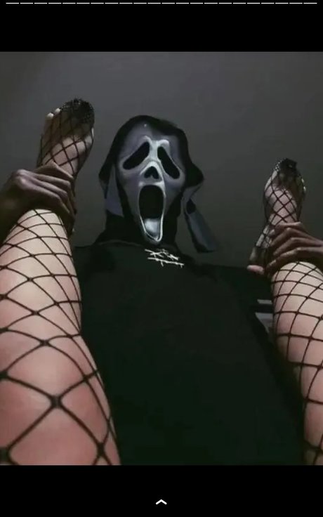 Courtney Luxxx jolie actrice collection