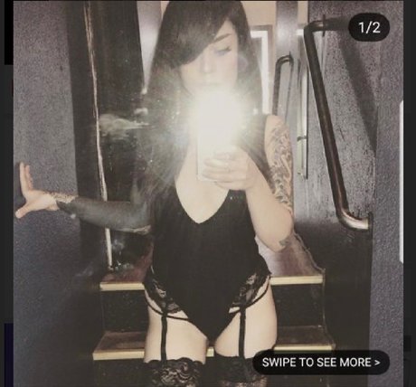 ashley alexandria actrice chaude image