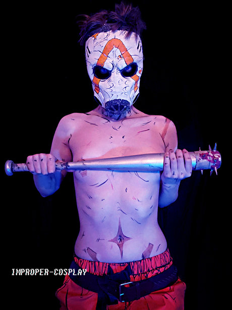 Improper Cosplay actrice xxx archive