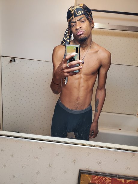 Dakari Kahle_ modèle sympa image