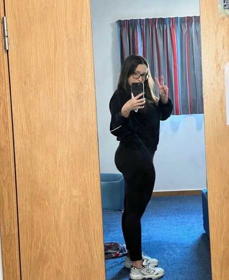 Kirsty Wells étoile nue image