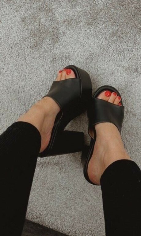 Kirsty Wells modèles nus photo