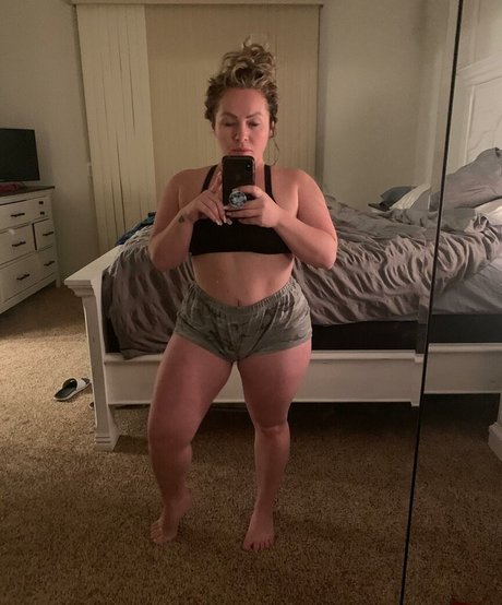 épouse maigre onlyfans pornographique adulte photos