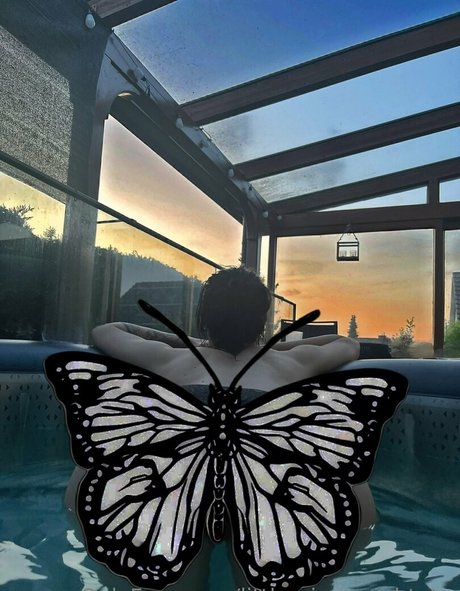 littlemissnaughtytw actrice chaude galerie