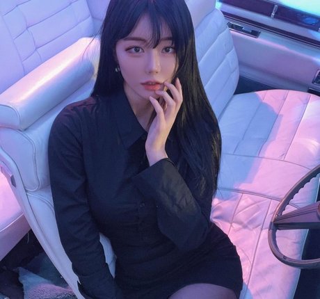 Berry0314 modèle de haute qualité photos