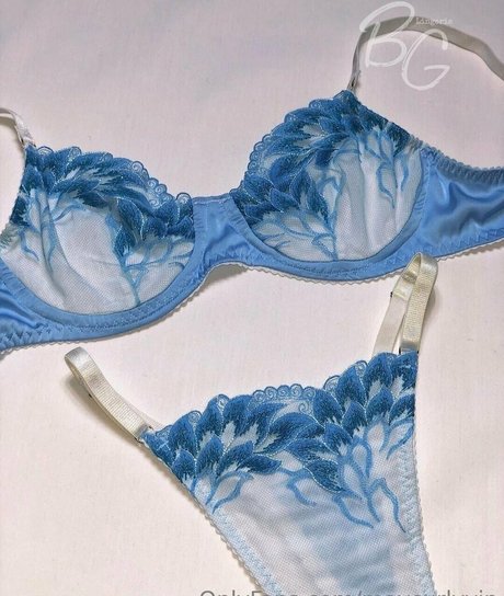 maycurlyvip nus de stars du porno img