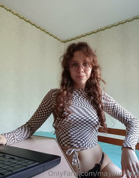 maycurlyvip mannequin photos