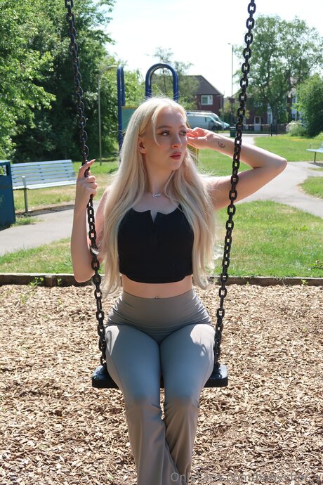 babychar x star du porno adulte image