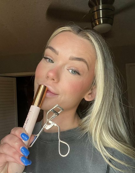 makeupwithmeredithh star du porno en haute qualité collection