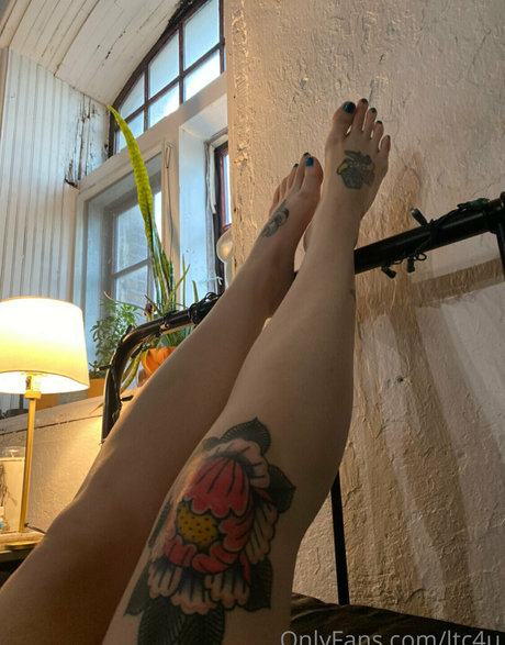 petits seins potelés onlyfans beaux nus des photos