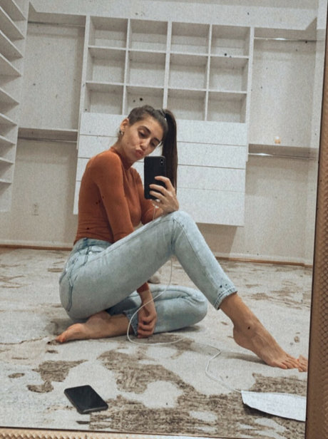 Andrea Helfrich actrice chaude des photos