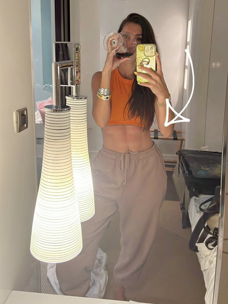 Andrea Helfrich star du porno hd image