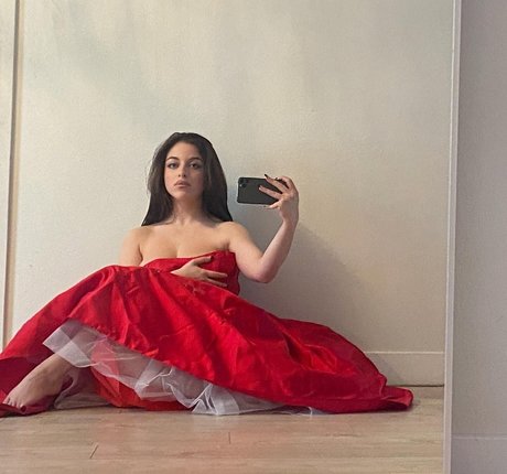 Baby Ariel star du porno adulte img