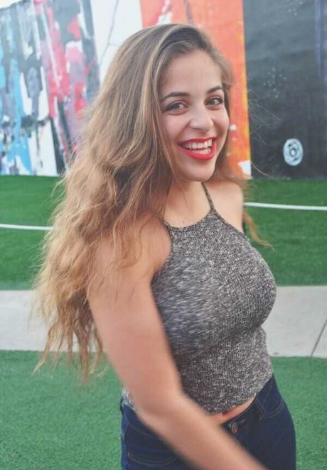 Baby Ariel art de star du porno photo