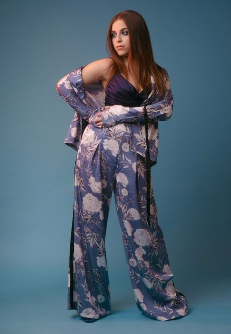 Baby Ariel star du porno adulte images