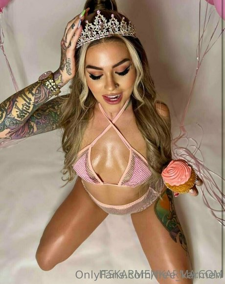 free karmen modèle parfait galerie