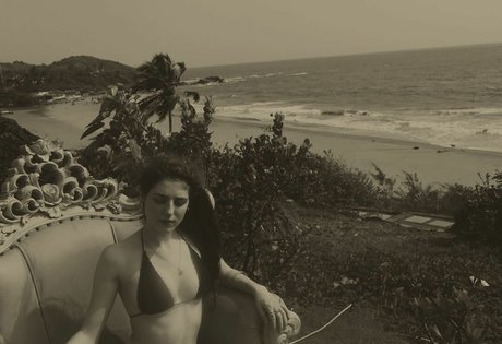 Jasmine van den Bogaerde étoile adulte des photos