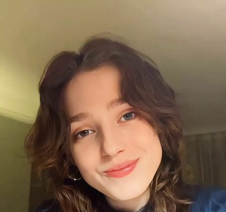 Jasmine van den Bogaerde actrice artistique photos