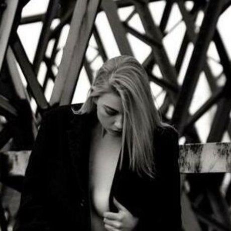 Laura La Rencia modèle hd collection