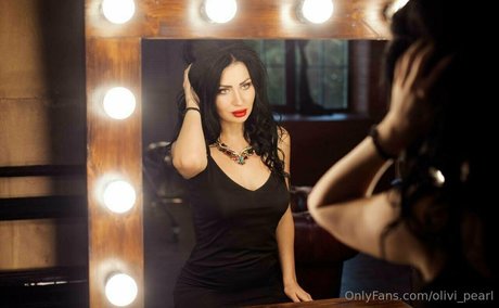 olivi pearl actrice érotique photos