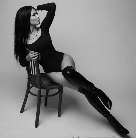 olivi pearl star du porno nue collection