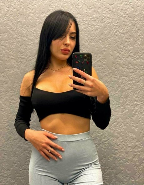 alinagrey jolie étoile photo